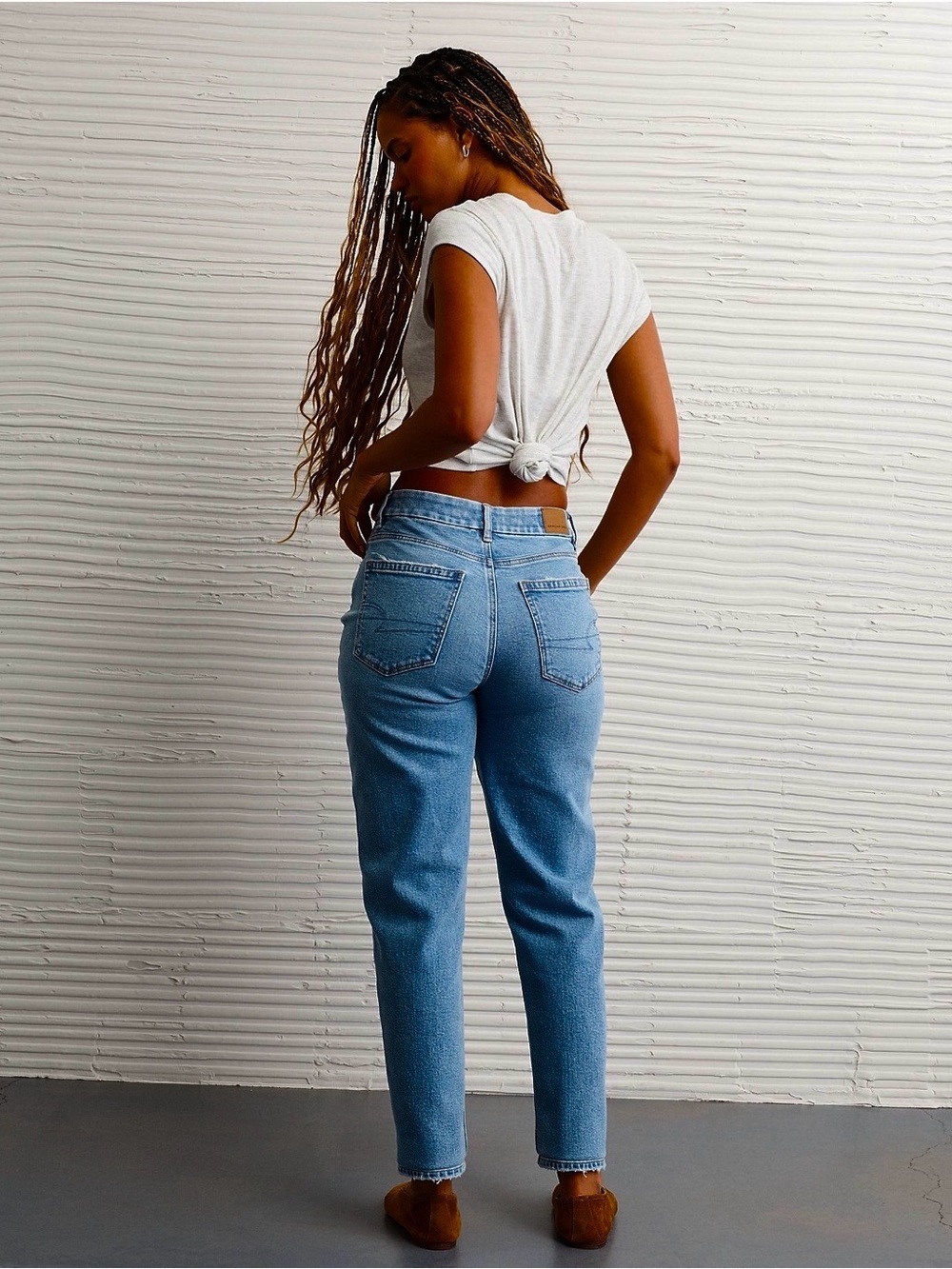 American Eagle Outfitters Medium Blue Mom Jean Size 6 Short - Picture 2 of 8